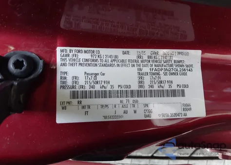 2016 Ford Focus Titanium z USA, uszkodzony, nr VIN 1FADP3N27GL256143